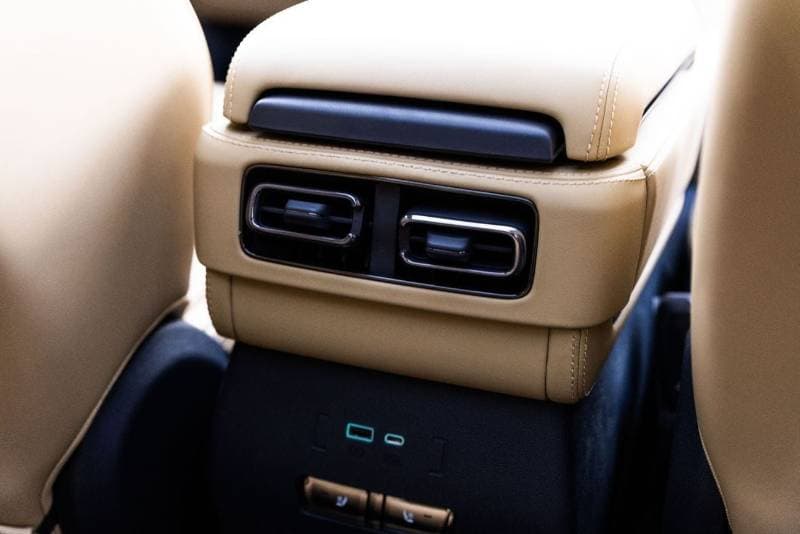 2025 BYD Leopard 5 STANDARD thumbnail 4