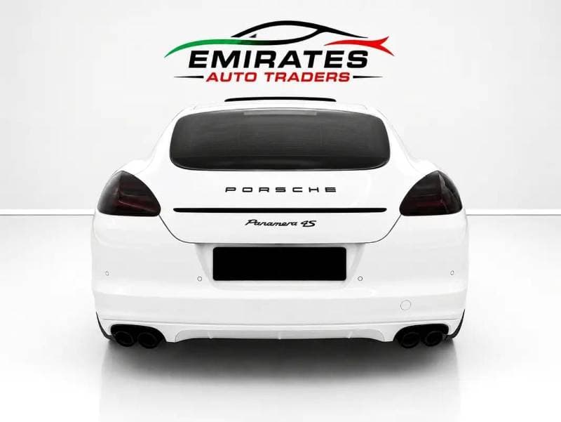 2011 Porsche Panamera 4S thumbnail 6
