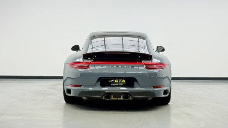 2017 Porsche 911 thumbnail 5