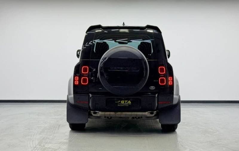 2023 Land Rover Defender 110 HSE P400 thumbnail 5