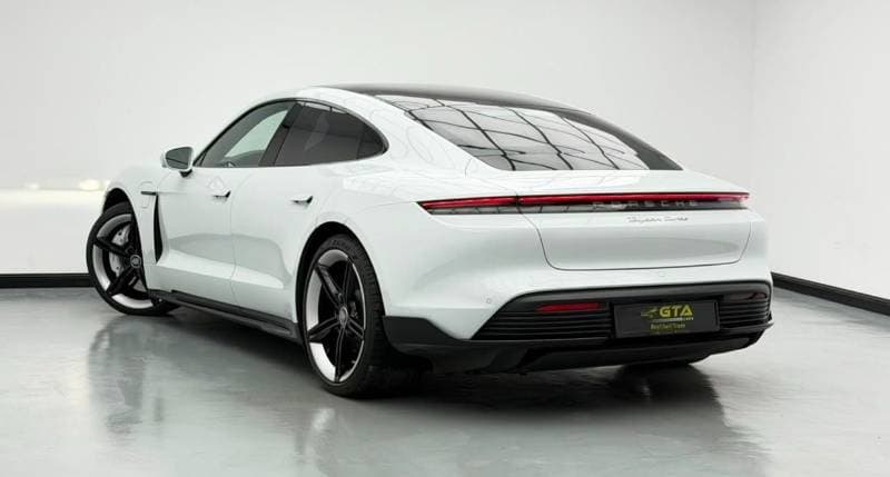2021 Porsche Taycan TURBO thumbnail 6