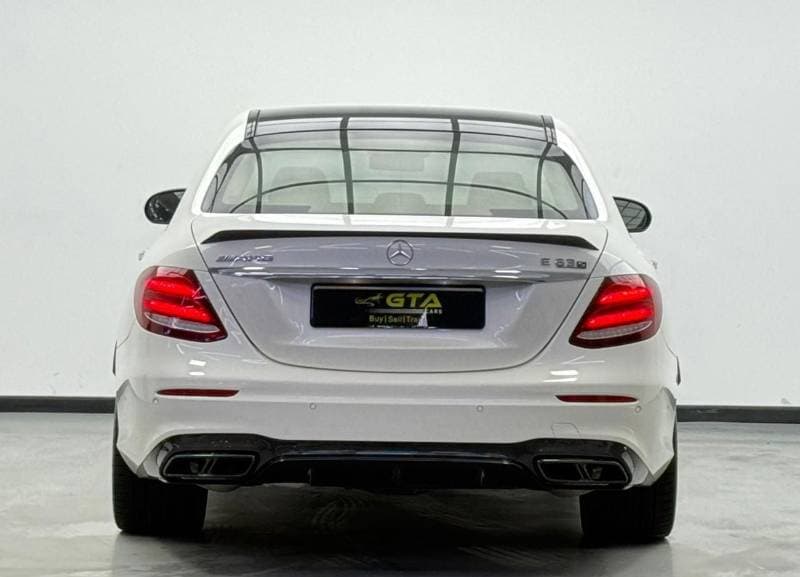 2018 Mercedes Benz E63 AMG S thumbnail 5
