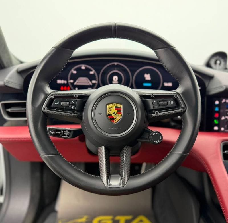 2021 Porsche Taycan TURBO thumbnail 7