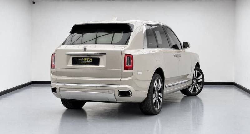 2020 Rolls Royce Cullinan STANDARD thumbnail 4