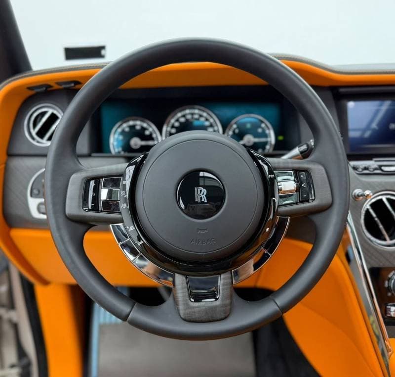 2020 Rolls Royce Cullinan STANDARD thumbnail 8