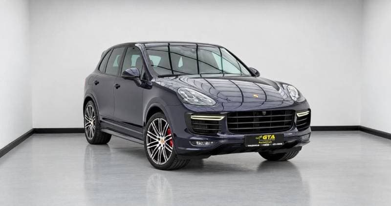 2017 Porsche Cayenne GTS thumbnail 3