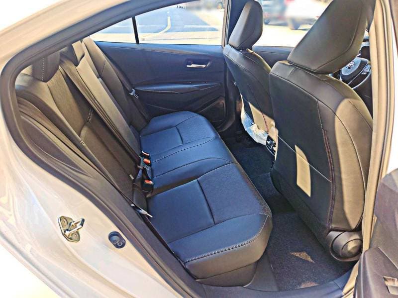 2025 Toyota Corolla XLI EXECUTIVE HEV thumbnail 6