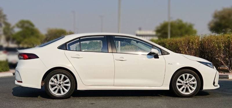 2025 Toyota Corolla XLI EXECUTIVE HEV thumbnail 3