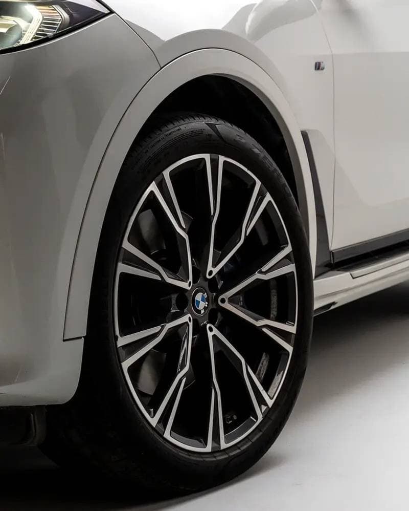 2019 BMW X7 50i M SPORT thumbnail 3