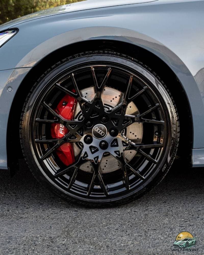 2025 Audi RS3 TFSI SPORTBACK thumbnail 5