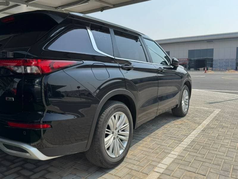 2024 Mitsubishi Outlander GLX MIDLINE thumbnail 4