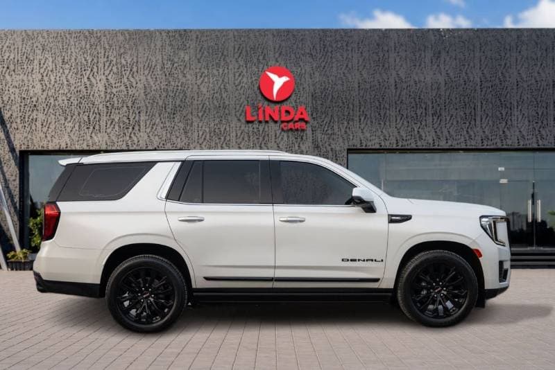 2022 GMC Yukon DENALI thumbnail 8