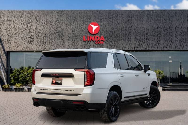 2022 GMC Yukon DENALI thumbnail 6