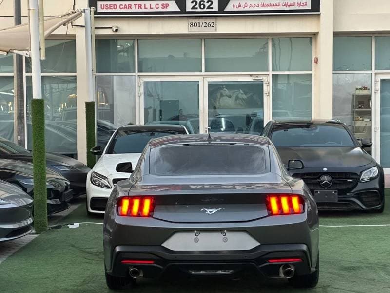 2025 Ford Mustang STANDARD thumbnail 3