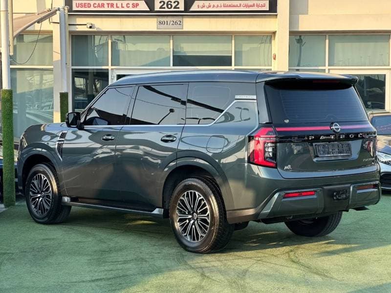 2025 Nissan Patrol SE PLATINUM CITY thumbnail 4