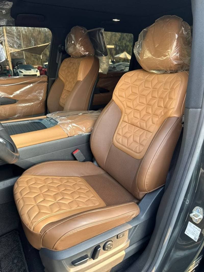 2025 Nissan Patrol SE PLATINUM CITY thumbnail 7