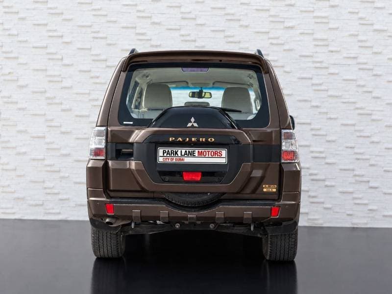 2020 Mitsubishi Pajero GLS H/L PLATINUM PLUS thumbnail 4