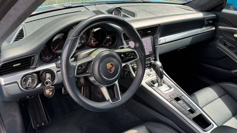 2017 Porsche 911 CARRERA thumbnail 7