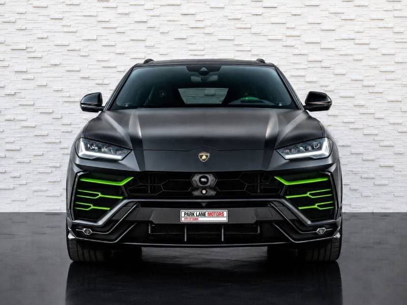 2021 Lamborghini Urus STD thumbnail 3