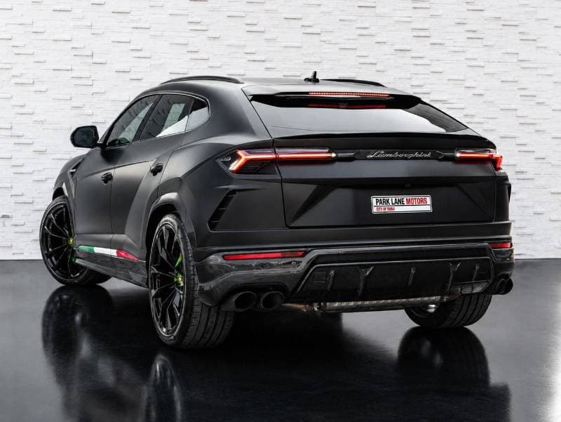2021 Lamborghini Urus STD thumbnail 2