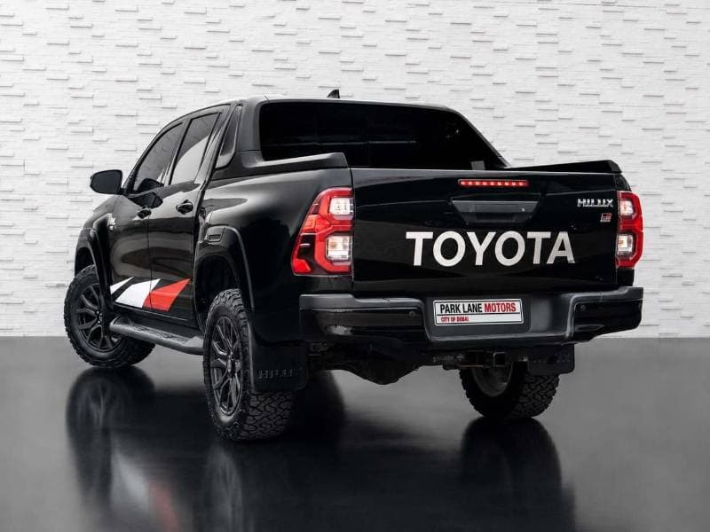 2022 Toyota Hilux GR SPORT thumbnail 3