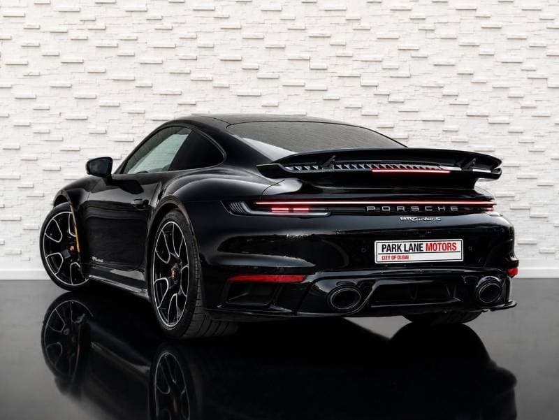 2021 Porsche 911 thumbnail 2
