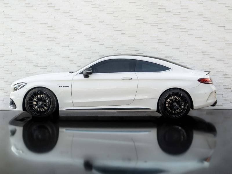 2017 Mercedes Benz C63 AMG STD thumbnail 5
