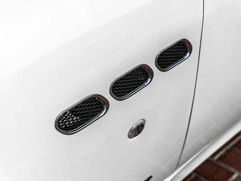 2011 Maserati Quattroporte base thumbnail 7