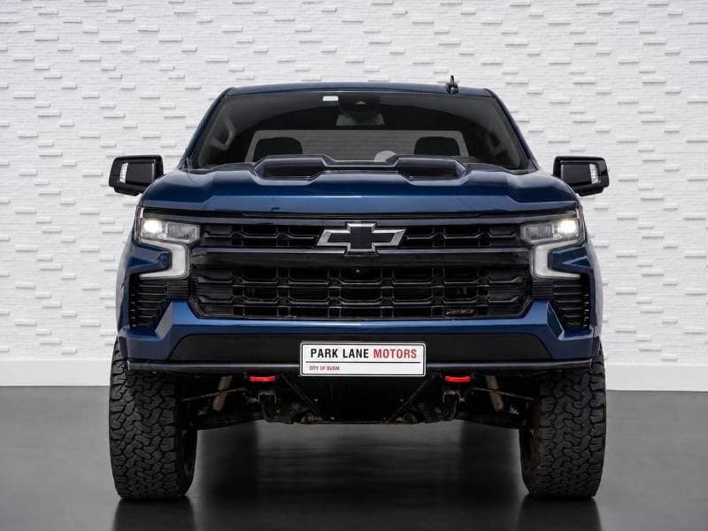 2023 Chevrolet Silverado 5.3 V8 Trail Boss thumbnail 2