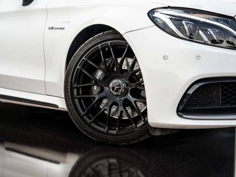 2017 Mercedes Benz C63 AMG STANDARD thumbnail 7