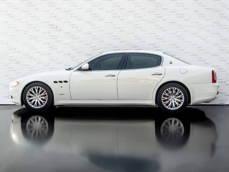 2010 Maserati Quattroporte STD thumbnail 8