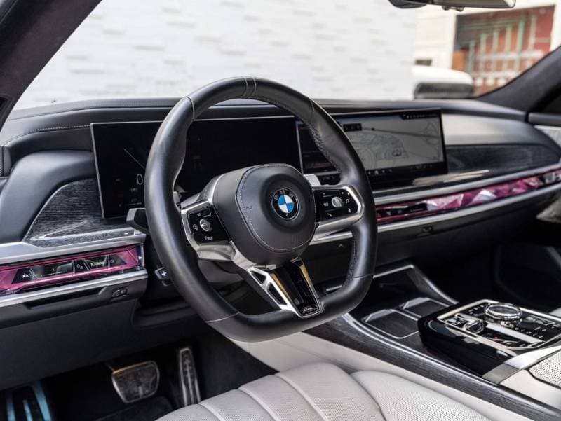 2023 BMW 760i xDRIVE M SPORT thumbnail 8