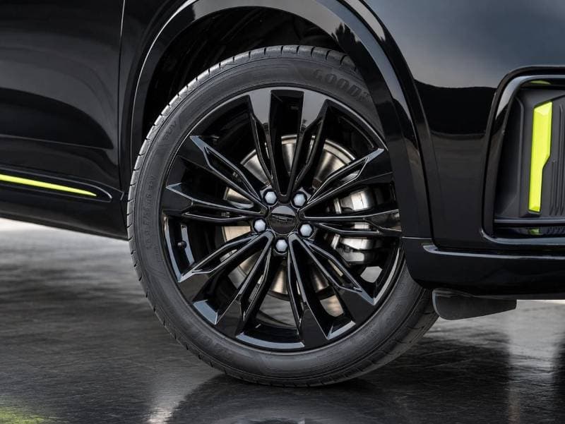 2024 Geely Tugella GF Plus thumbnail 5