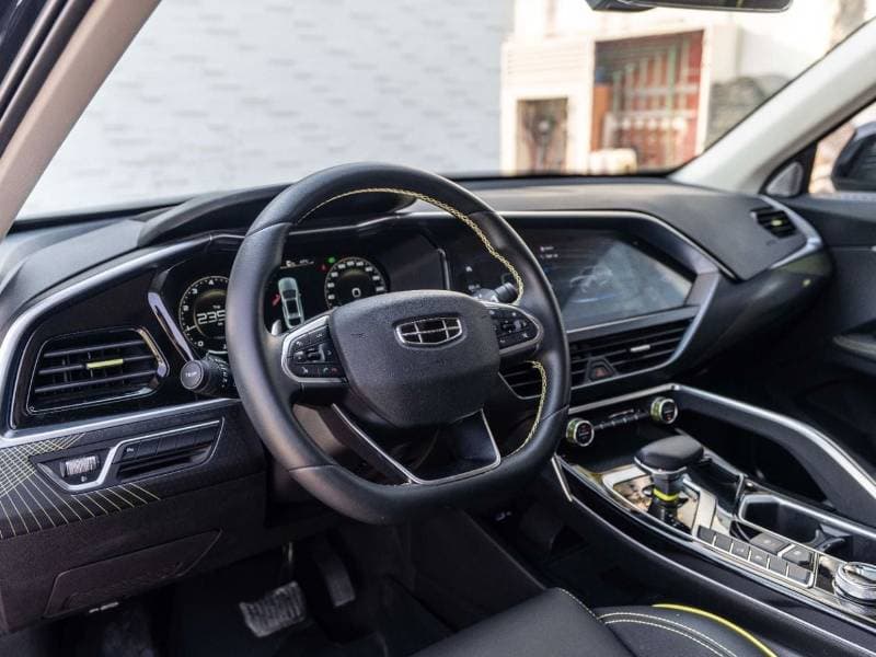 2024 Geely Tugella GF Plus thumbnail 7
