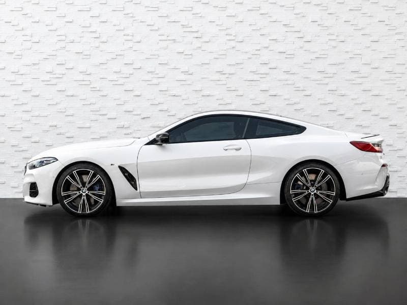 2021 BMW M850i xDrive thumbnail 8