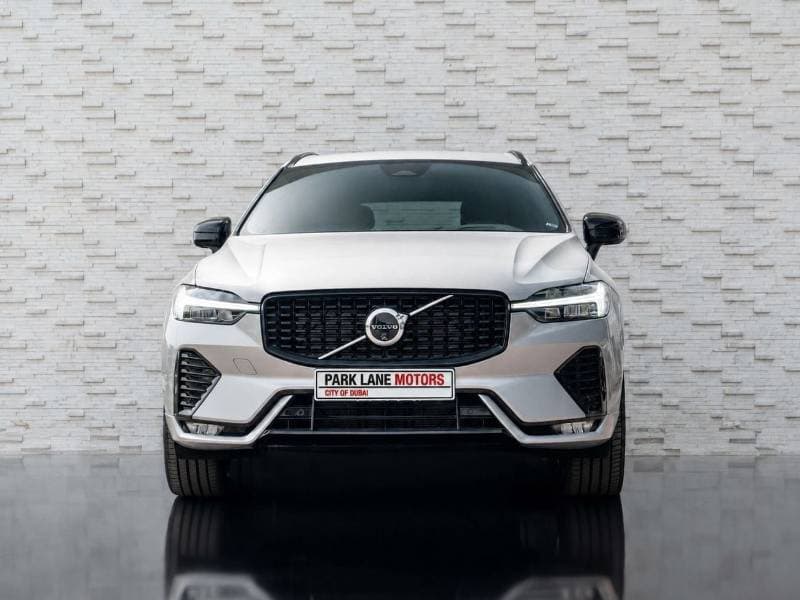 2024 Volvo XC60 ULTIMATE DARK thumbnail 2