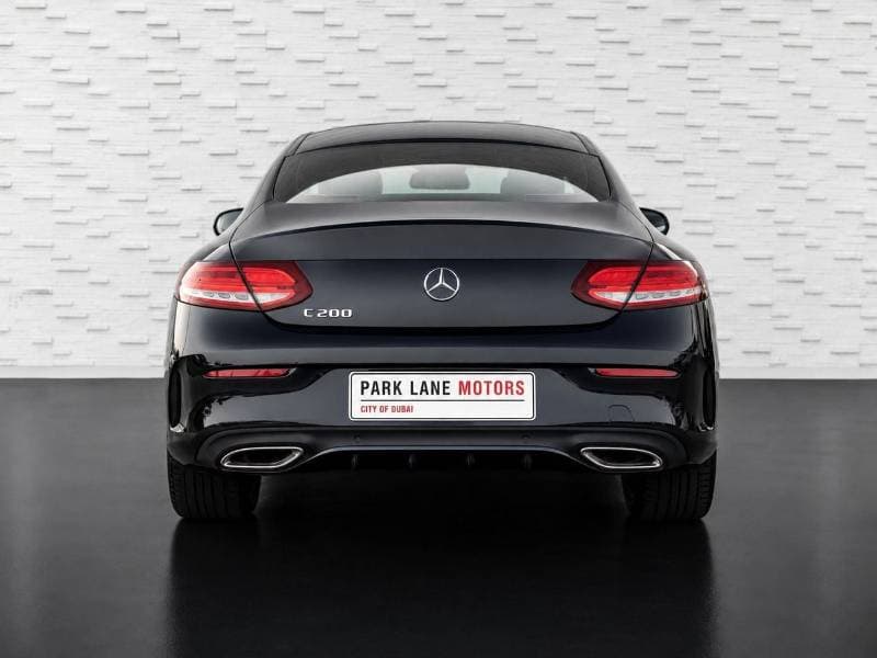 2018 Mercedes Benz 200 AMG thumbnail 4
