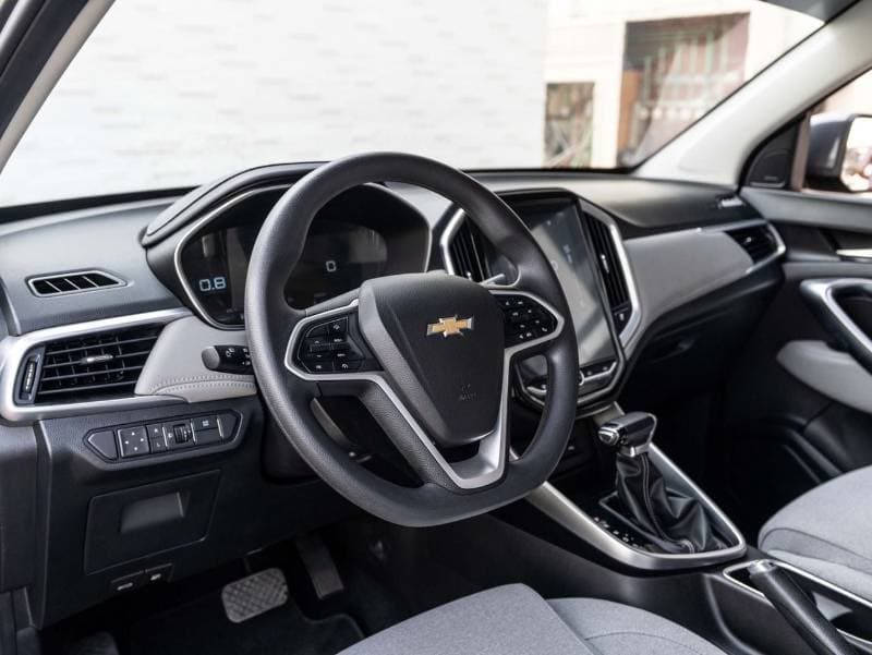 2025 Chevrolet Captiva LS thumbnail 6