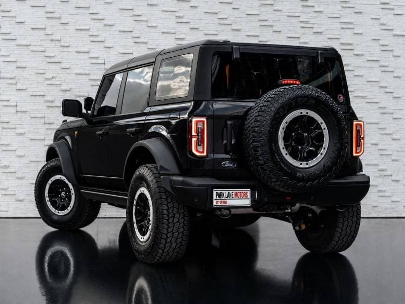 2022 Ford Bronco BADLANDS thumbnail 3
