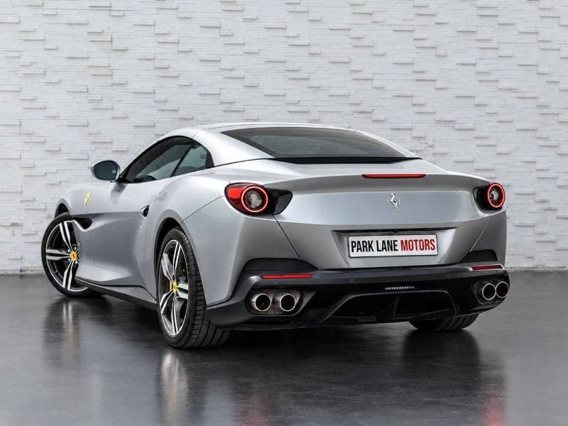 2019 Ferrari Portofino STANDARD thumbnail 3
