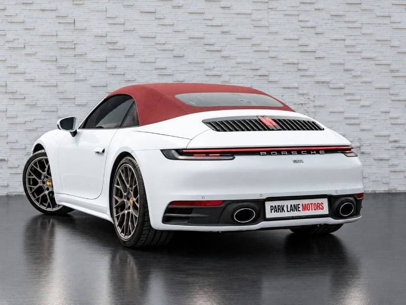 2021 Porsche 911 CARRERA thumbnail 3