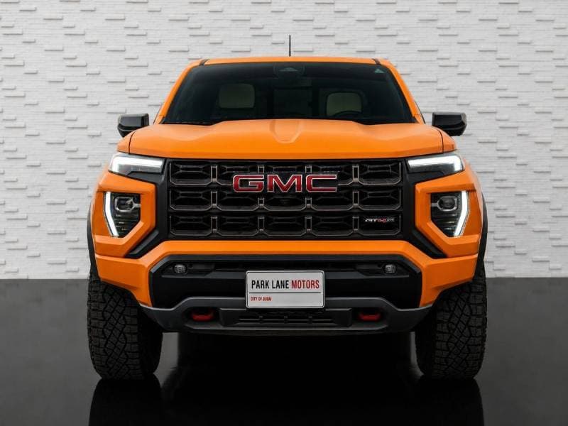 2025 GMC Canyon AT4X thumbnail 2