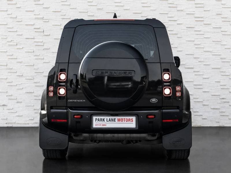 2021 Land Rover Defender P400 thumbnail 4