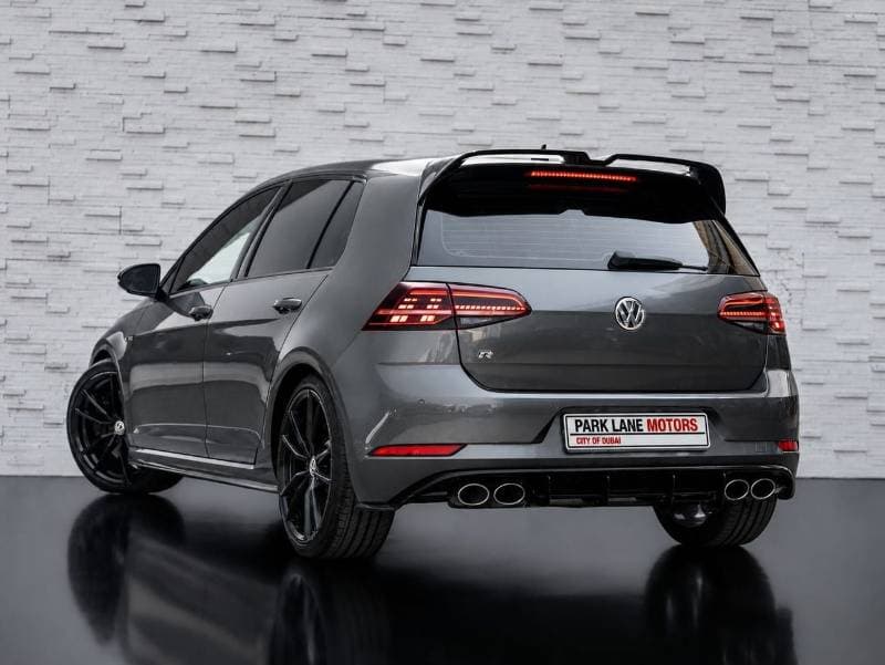 2019 Volkswagen Golf R SPORT thumbnail 2