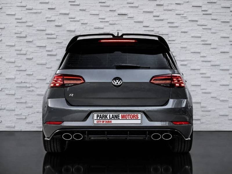 2019 Volkswagen Golf R SPORT thumbnail 6