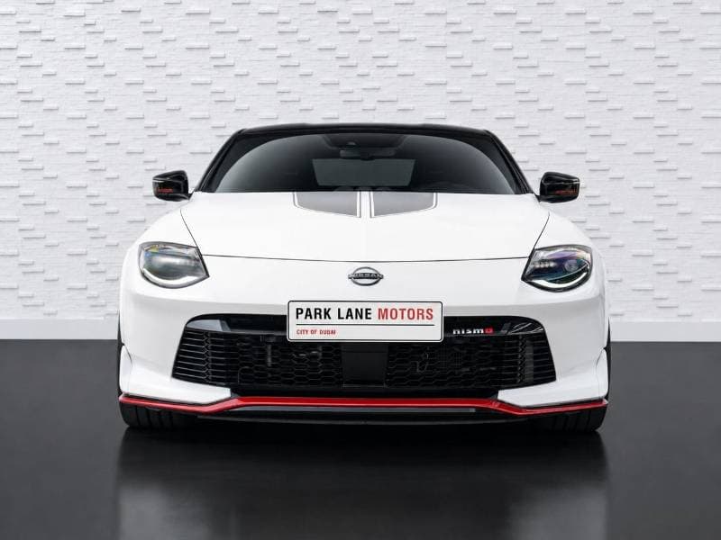 2025 Nissan Z NISMO thumbnail 2