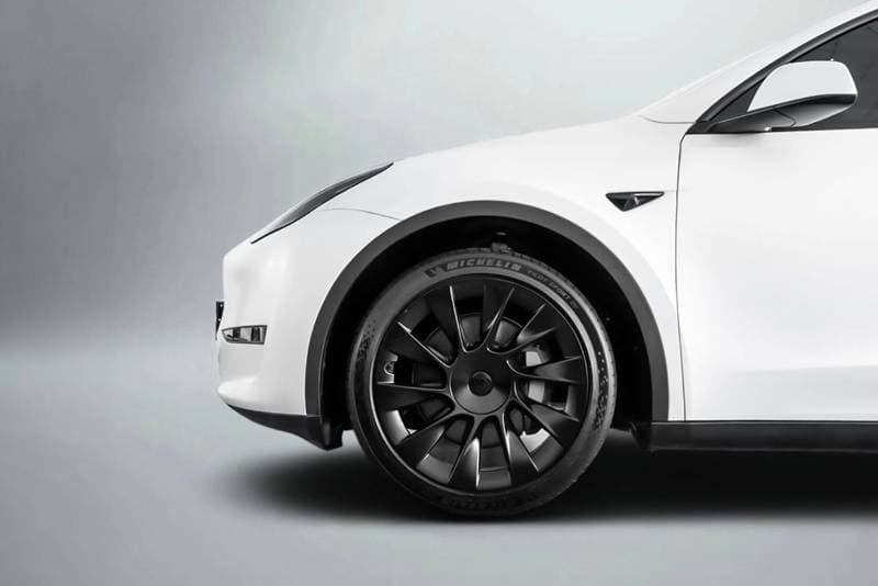2023 Tesla Model Y LONG RANGE thumbnail 6
