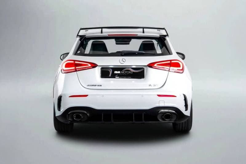 2023 Mercedes Benz A35 AMG 4MATIC Hatchback thumbnail 4