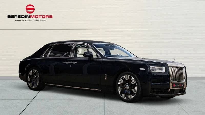 2027 Rolls Royce Phantom thumbnail 3