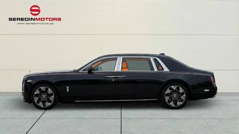 2026 Rolls Royce Phantom EWB thumbnail 2